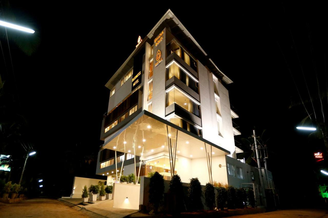 Shivas Gateway Hotel Bangalore Ngoại thất bức ảnh